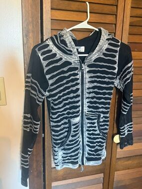 NWOT Black Zip-Up Hoodie with Distressed Grey Stripe Detailing